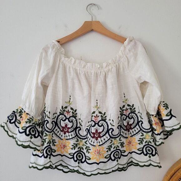 Flying Tomato Embroidered Blouse Off Shoulder Ruffle Sleeve NWT Small - Picture 1 of 7